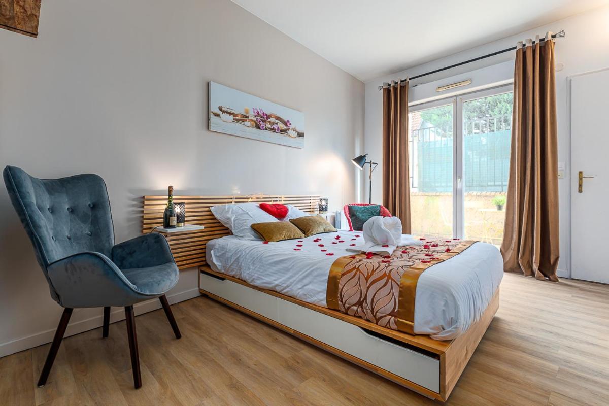 Havre De Paix Jacuzzi Apartment อานีแย-ซูร์-แซน ภายนอก รูปภาพ
